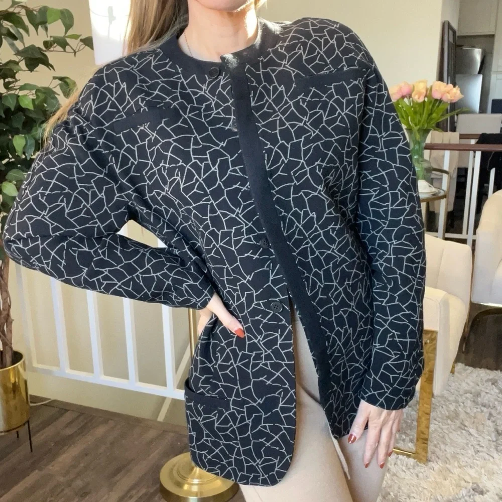 Gianni Versace Vtg Black White Wool Shearling Coat Button Jacket Retro Y2K 10